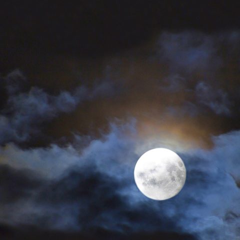 the-august-full-moon-2012-corn-moon-720